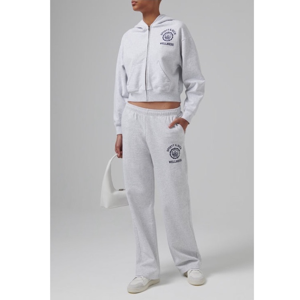 SPORTY & RICH
Grey Emblem Straight Leg Sweatpants